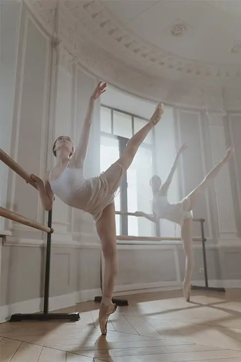 Bailarina-de maillots de ballet clásico